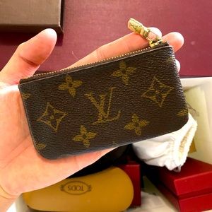 Louis Vuitton mini wallet